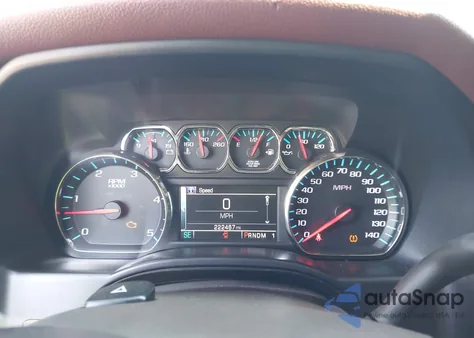 2015 Chevrolet Silverado 2500Hd High Country из США, поврежденный, VIN 1GC1KXE84FF542424